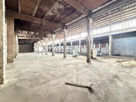 Obyekt - Nərimanov r. - 2200 m²