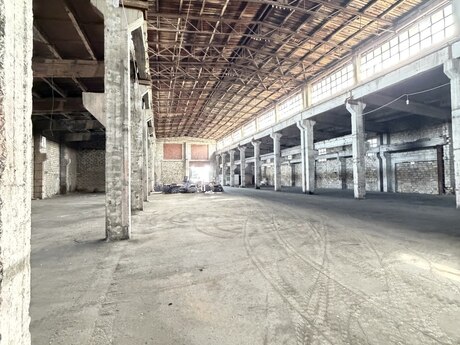 Obyekt - Nərimanov r. - 2200 m²