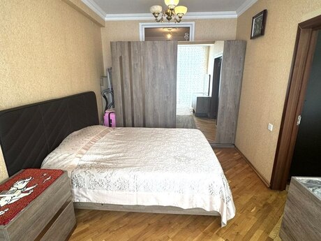 3-room apartment, 105 m², Nəriman Nərimanov: 285 000 ₼ 5