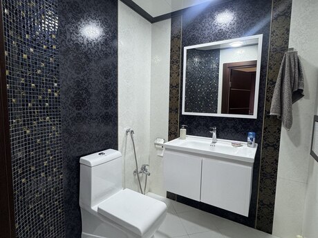 3 otaqlı mənzil, 140 m², 8 Noyabr: 389 000 ₼ 4