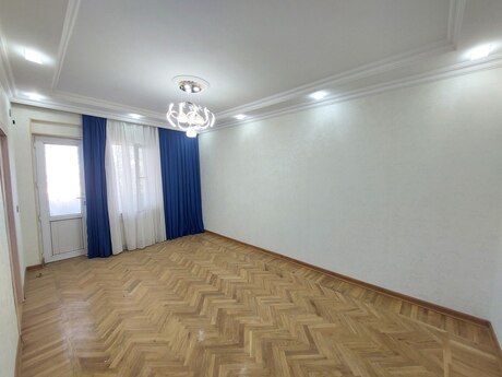 2-room apartment, 55 m², 7-ci mikrorayon: 137 000 ₼ 2