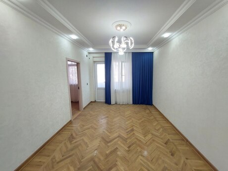 2 otaq · 55 m² · 5/5 mərtəbə, 7-ci mikrorayon