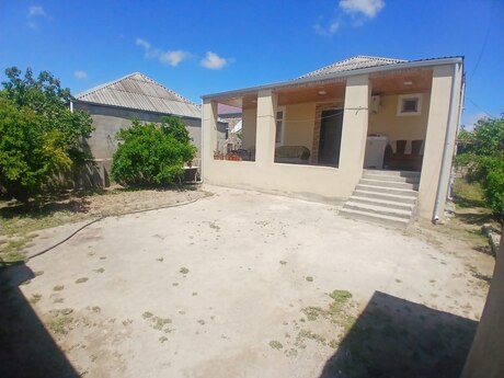 4 otaqlı həyət evi, 130 m², Binə: 82 000 ₼ 3