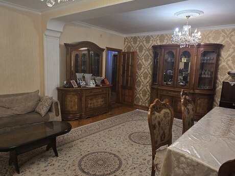 5 otaqlı mənzil, 120 m², Həzi Aslanov: 247 000 ₼ 2