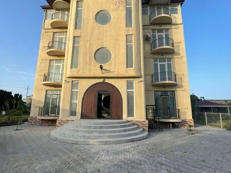 Квартира на продажу ниже рыночной цены в Saray qəs