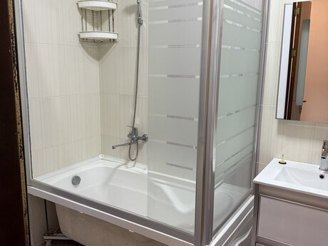 2 otaqlı mənzil, 114 m², 8 Noyabr: 345 000 ₼ 5