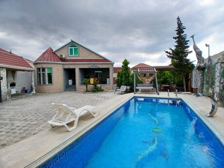4 otaq · 200 m², Nardaran