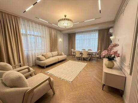 Elan №6322600 - Bakı, 28 May m., 3 otaqlı, 118 m², 2/18 mərtəbə