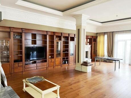 14-room house, 870 m², 8 Noyabr: 3 700 000 ₼ 3