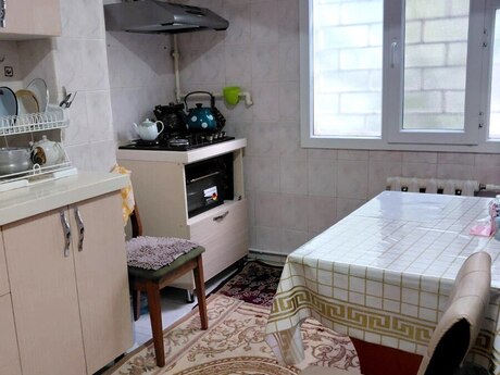 4-room apartment, 85 m², Azadlıq Prospekti: 240 000 ₼ 5