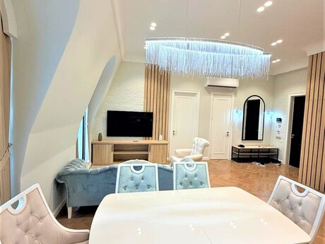 3 otaqlı yeni tikili - Ağ şəhər q. - 95 m²
