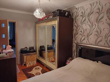 Продаётся 3-комнатная квартира в старом фонде, Sahil, 100 м², 300 000 AZN, фото 4 / 12
