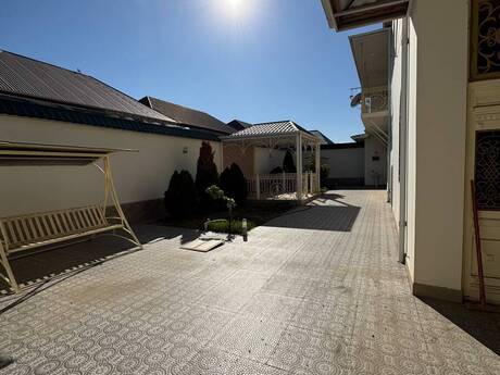 5 otaqlı həyət evi/bağ evi - Gəncə - 400 m²