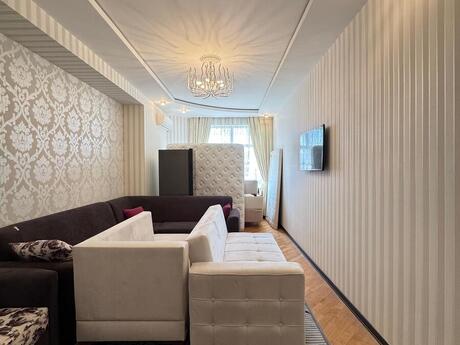 Elan №6319057 - Bakı, Memar Əcəmi m., 2 otaqlı, 90 m², 9/12 mərtəbə