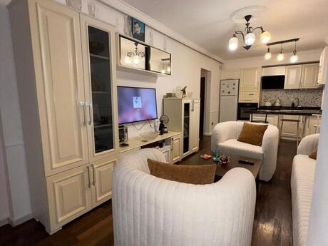 Elan №6323344 - Bakı, Gənclik m., 2 otaqlı, 60 m², 6/9 mərtəbə