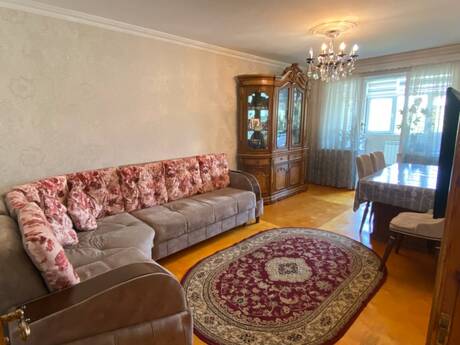 Elan №6323402 - Bakı, Xalqlar Dostluğu m., 4 otaqlı, 72 m², 4/5 mərtəbə