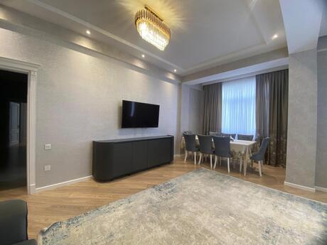 Elan №6323495 - Bakı, Həzi Aslanov q., 3 otaqlı, 120 m², 5/6 mərtəbə
