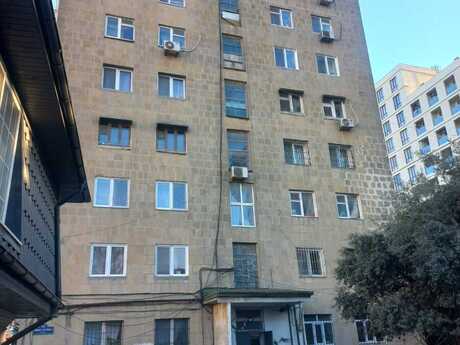 Elan №6323540 - Bakı, İnşaatçılar m., 3 otaqlı, 80 m², 1/9 mərtəbə