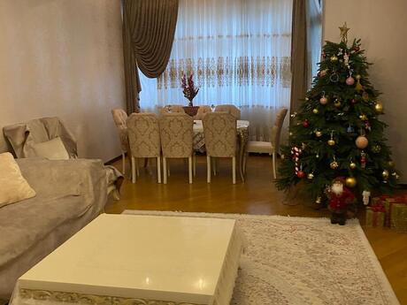 Elan №6323537 - Bakı, 28 May m., 2 otaqlı, 112 m², 4/12 mərtəbə