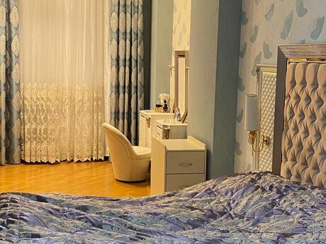 2-room apartment, 112 m², 28 May: 300 000 ₼ 3