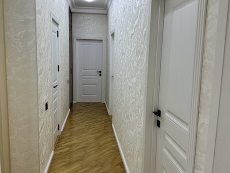 Əhmədlidə 3 otaqlı yeni tikili mənzil satılır, 103 m², 249 000 AZN, şəkil 2 / 12