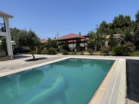 Elan №6323765 - Bakı, Novxanı q., 4 otaqlı, 200 m²