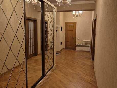 Kirayə 3 otaqlı mənzil, 168 m², Şah İsmayıl Xətai: 1 200 ₼/ay 5