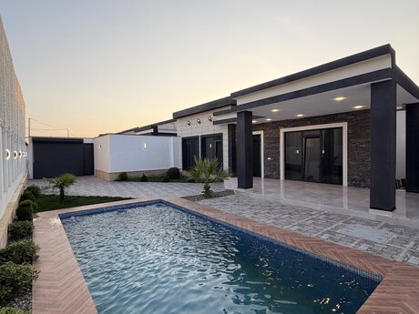 4 otaqlı həyət evi/bağ evi - Mərdəkan q. - 155 m²