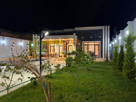 Mərdəkanda 4 otaqlı həyət evi kirayə verilir, 240 m², 150 AZN/ay, şəkil 2 / 12