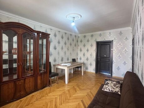 Elan №6324084 - Bakı, İnşaatçılar m., 3 otaqlı, 75 m², 5/5 mərtəbə