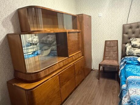 3 otaqlı köhnə tikili - 28 May m. - 120 m²