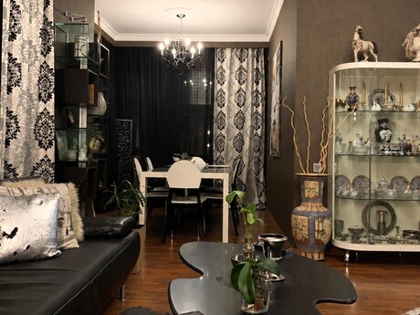 3 otaqlı mənzil, 126 m², Elmlər Akademiyası: 429 000 ₼ 2