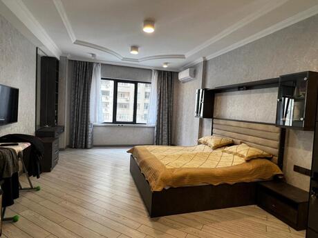 4 otaqlı mənzil, 202 m², Şah İsmayıl Xətai: 700 000 ₼ 3