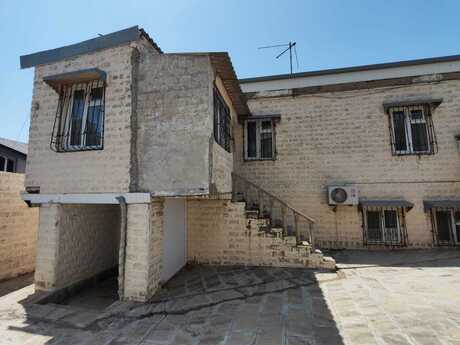 8 otaqlı həyət evi, 210 m², M.Ə.Rəsulzadə: 400 000 ₼ 2