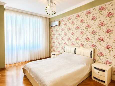 Kirayə 3 otaqlı mənzil, 150 m², Şah İsmayıl Xətai: 1 300 ₼/ay 5
