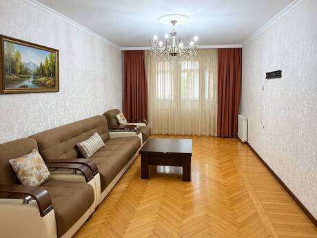 Объявление №6324603 - Баку, м. Элмляр Академиясы, 3-комн., 80 м², 4/5 этаж