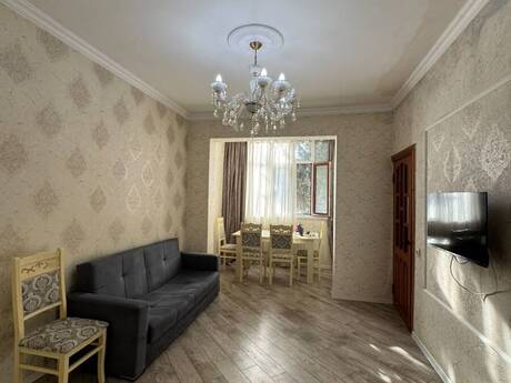 Elan №6324774 - Bakı, Memar Əcəmi m., 2 otaqlı, 55 m², 3/5 mərtəbə