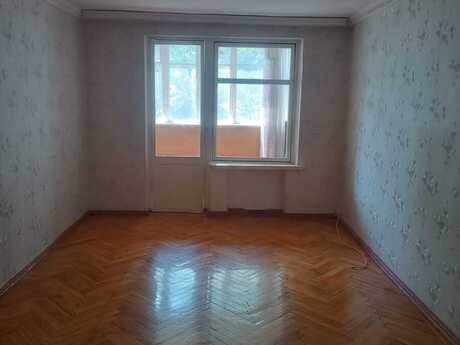 Объявление №6325096 - Баку, м. Низами, 3-комн., 80 м², 2/5 этаж