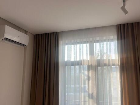 3-room apartment for rent, 100 m², 8 Noyabr: 1 300 ₼/mo 4