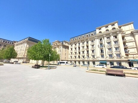 4 otaq · 140 m² · 5/6 mərtəbə, Bayıl