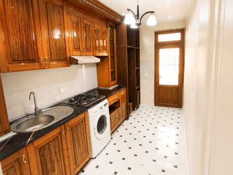 Elan №6325216 - Bakı, Qara Qarayev m., 2 otaqlı, 85 m², 9/9 mərtəbə