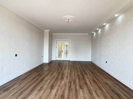 3 otaqlı mənzil, 148 m², İnşaatçılar: 410 000 ₼ 3