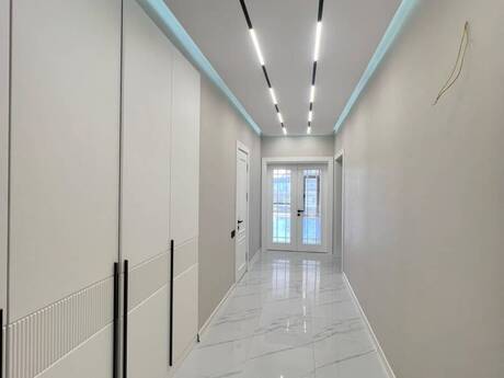 3 otaq · 148 m² · 8/20 mərtəbə, İnşaatçılar
