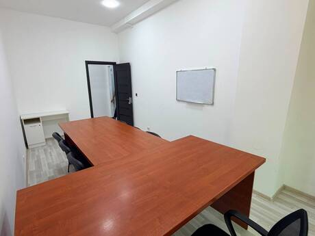 1 otaqlı ofis - 28 May m. - 17 m²