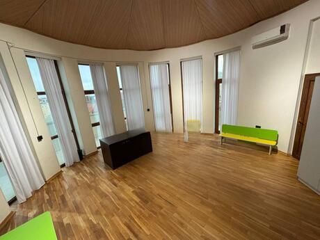 13-room house for rent in Gənclik, 1 000 m², 8 000 AZN/mo, photo 4 / 12