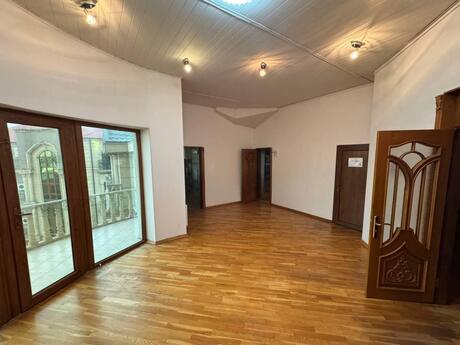 13-room house for rent in Gənclik, 1 000 m², 8 000 AZN/mo, photo 2 / 12