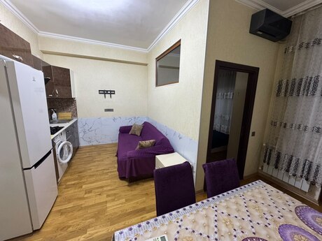 Объявление №6325514 - Баку, м. Кара Караев, 2-комн., 45 м², 11/17 этаж