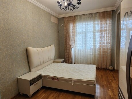 Аренда: 3-комнатная квартира, 130 м², İnşaatçılar: 900 ₼/мес 3