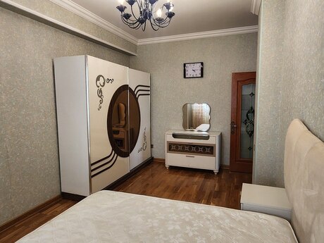 Аренда: 3-комнатная квартира, 130 м², İnşaatçılar: 900 ₼/мес 4