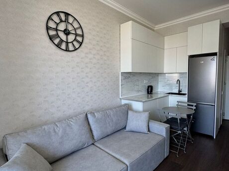 1 otaqlı yeni tikili - İnşaatçılar m. - 30 m²